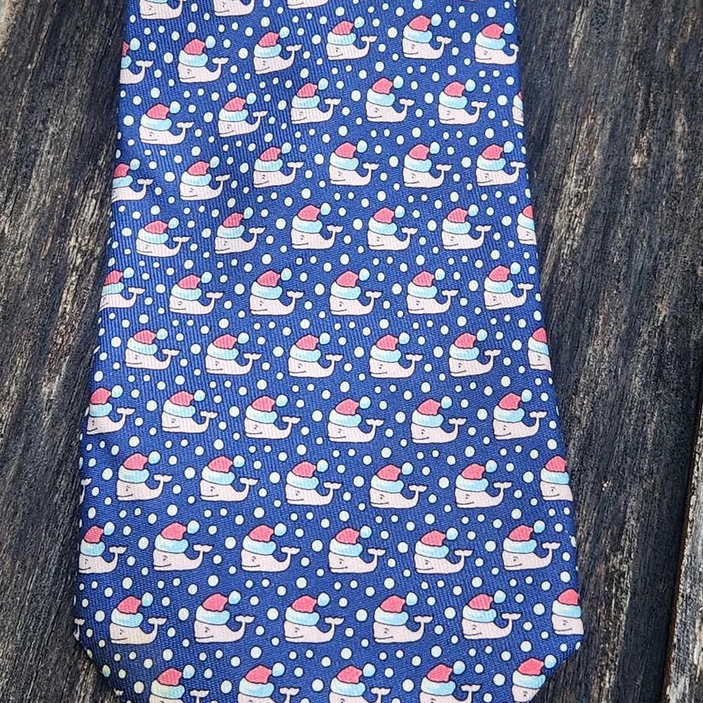 Vineyard Vines Boys Santa Whale Printed Silk Neck Tie
